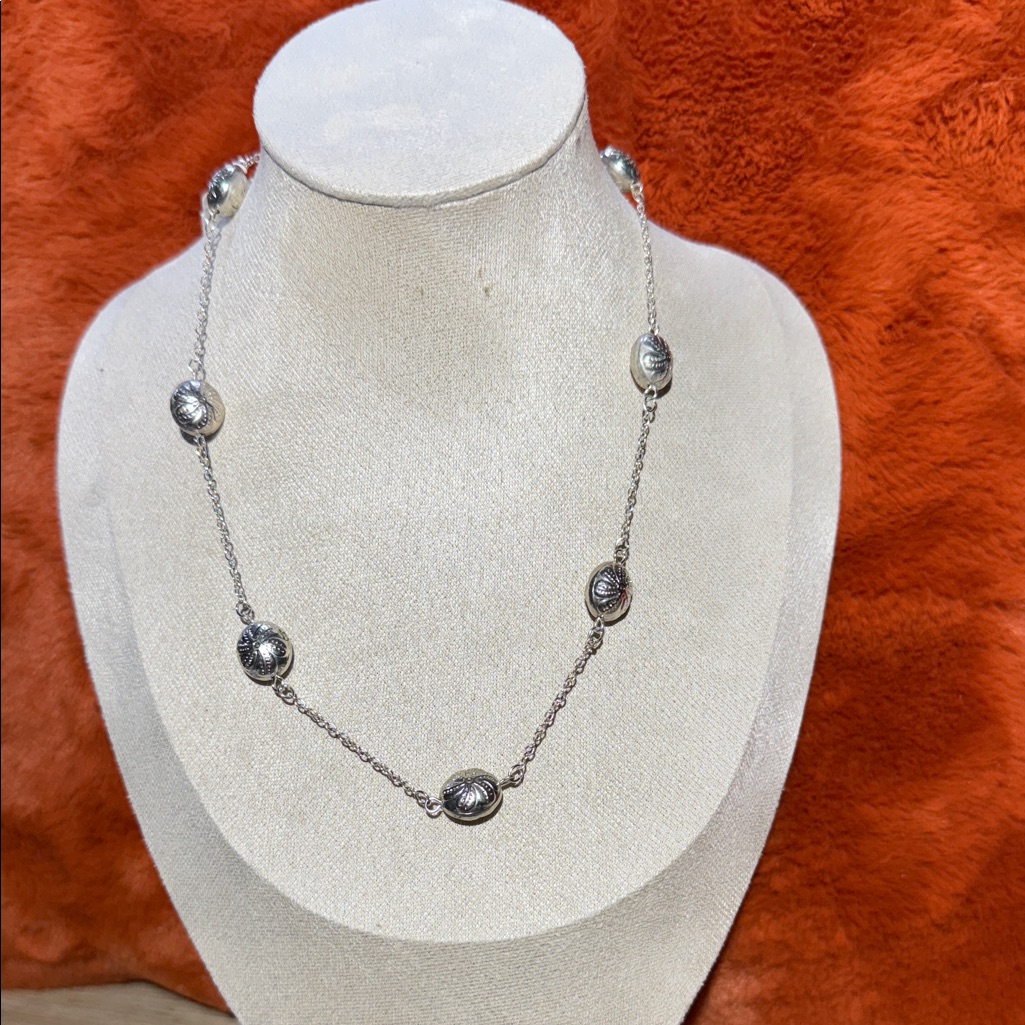 Chaps Silver Necklace With Oval Details 35$